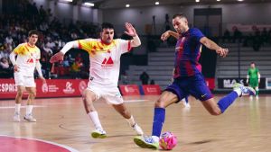 1-3: Pito manda en el derbi y lidera al Barça hacia los cuartos de Copa