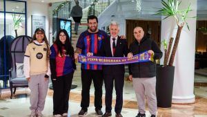 Actividad institucional del Barça en París previa al duelo europeo
