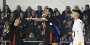 Al Barça le suele costar arrancar la Copa a un partido