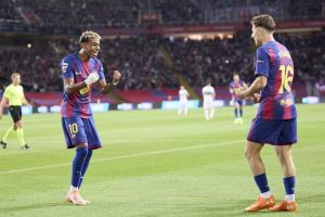 FC Barcelona 3 - 1 Elche