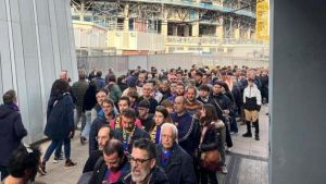 El Barça refuerza el control anti-reventa contra el Eintracht: ya son 330 casos sospechosos