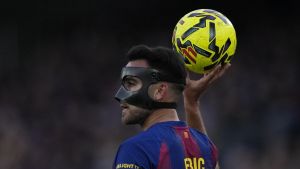 Flick explica la apuesta por Eric como mediocentro