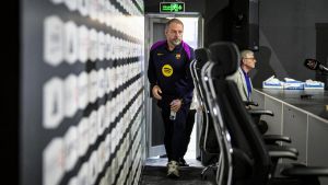 Flick: ”Si necesitamos a Lamine, jugará”