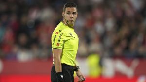 ”Hernández Maeso acertó al pitar penalti por mano de Bartra”