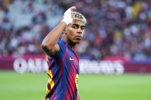 Lamine Yamal is not considering surgery (for now)