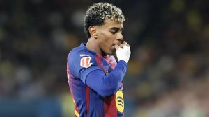 Lamine Yamal sobrevive, sentencia y silba