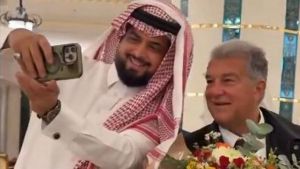 Laporta, invitado de lujo a unos entrenos automovilísticos