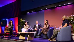 Laporta, presente en el estreno del documental ‘Polseres Blaugranes’