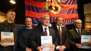 Laporta vuelve a cargar contra Florentino: ”Para desviar la atención de sus carencias tiene que hablar del Barça”