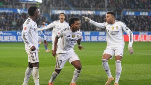 ”Lo de Vinicius y Mabppé nos pasó en el Barça con Stoichkov y Romario, nos desequilibró”