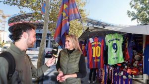 Los comercios celebran la vuelta del Camp Nou: ”Nos hemos preparado con nuevos barriles de cerveza”