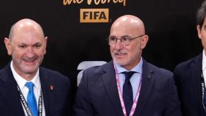 Luis de la Fuente no viaja a la Supercopa de España por gripe