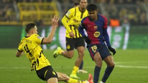 Matthäus aconseja a Schlotterbeck sobre su futuro