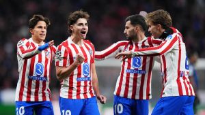 Morbo total en el Estadi: Julián Alvarez se ‘examina’