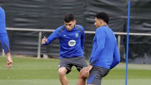 Pedri: ”Araujo es como un hermano, le quiero mucho y lo necesitamos”