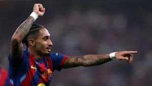 Raphinha ”superstar”: doblete y asistencia