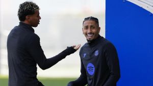 Revolución en el once del Barça con Raphinha y Bernal y una baja de última hora