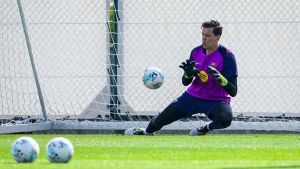 Vuelve Szczesny y Lewandowski, ausente en el entrenamiento