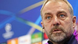 Ya hay alineación del Barça: Flick resuelve la duda del 9